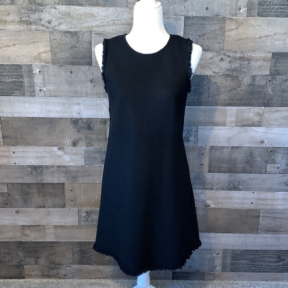 Ann Taylor Dresses & Skirts - Ann Taylor Sleeveless Sheath Dress